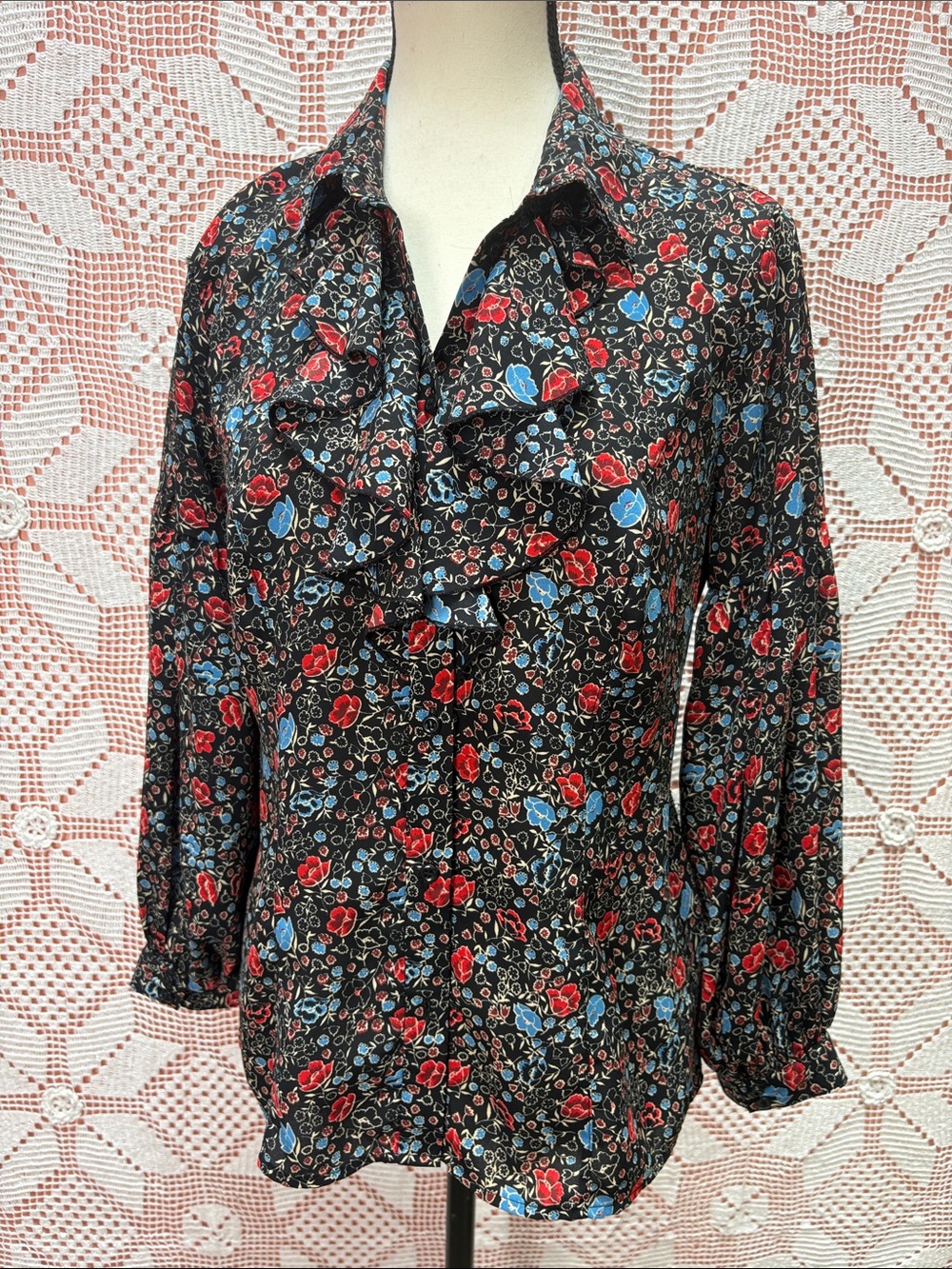 Free People Black Floral Ruffle Button Blouse sz sm